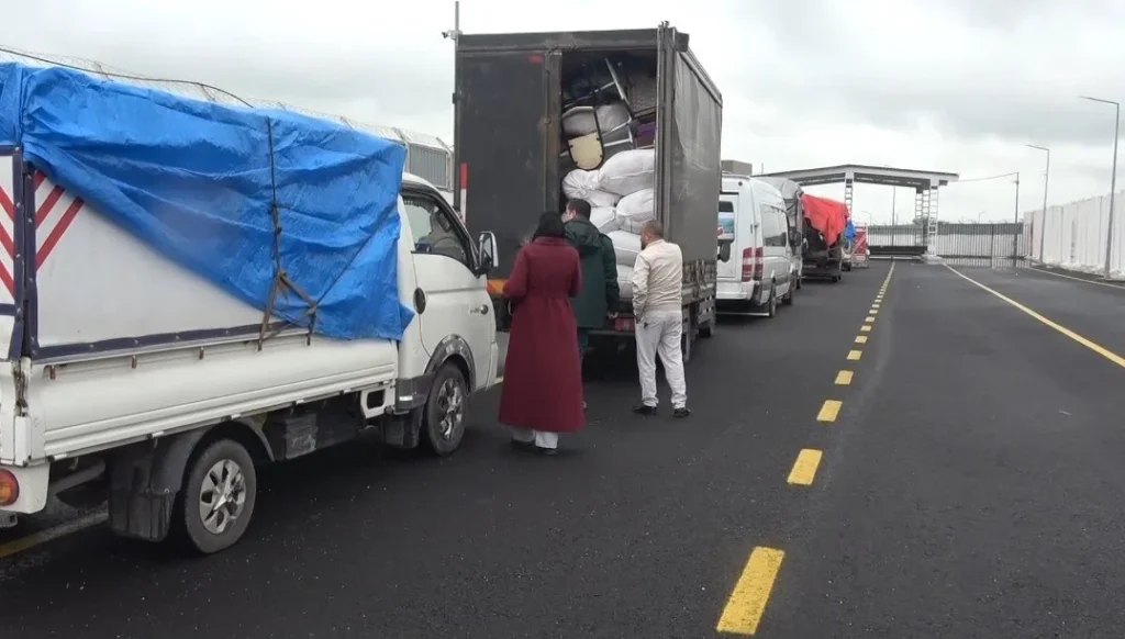 Suriyeli sığınmacıların geri dönüşleri bayramda da sürüyor