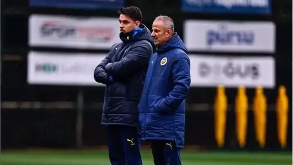 Emre Kartal’ın Fenerbahçe’deki görevi ne, ne iş yapıyor? İsmail Kartal’ın oğlu