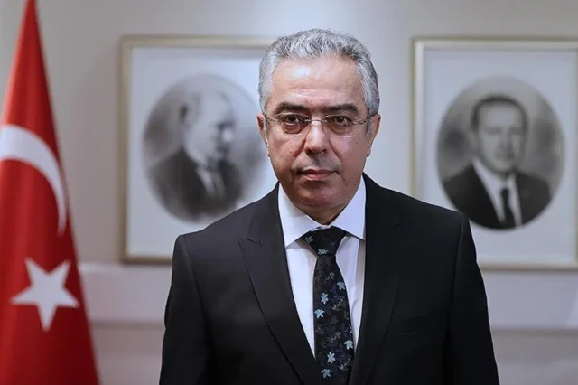 Erdoğan’ın adaylığı için Anayasa değişikliği gerekmez! Seçim tarihini duyurdu