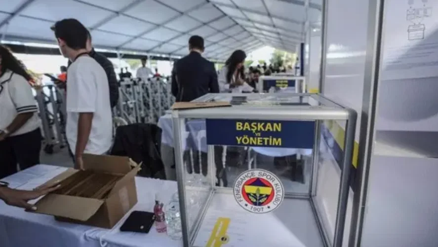 Fenerbahçe’de başkan belli oldu: Hangi aday tebrik etti ve kaybettiğini açıkladı!