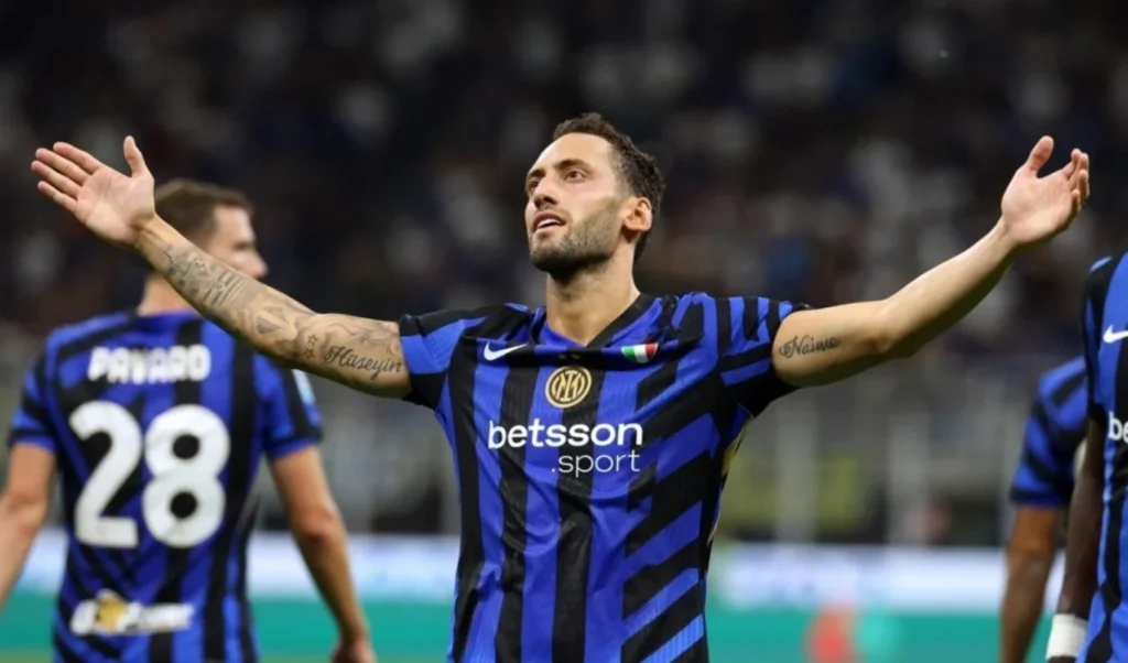 Hakan Çalhanoğlu’nun menajeri konuştu: Fenerbahçe ile anlaşma var mı?