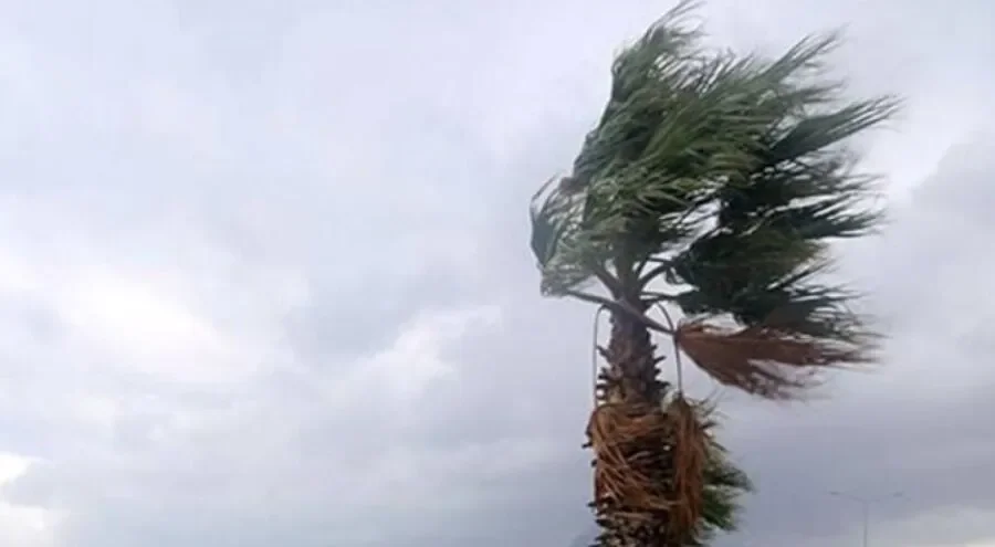 Bugünkü hava durumu: Karadeniz’e sağanak, Ege’ye kuvvetli rüzgar!