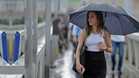 Bugünkü hava durumu: Kütahya, Muğla ve Antalya’da yağmur var!