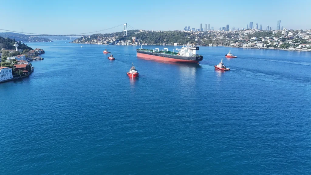 Enerji 3 boğaza sıkıştı: Son darbe Karadeniz’den geldi