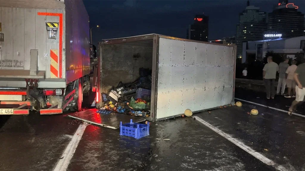 Esenyurt’ta 11 araçlık zincirleme kaza! 6 kişi yaralandı
