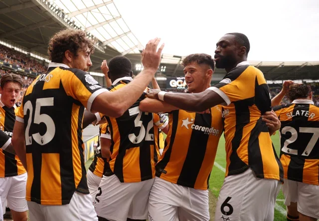Hull City, Manchester United’ı ezdi! İlk maçta şov yapıyorlar