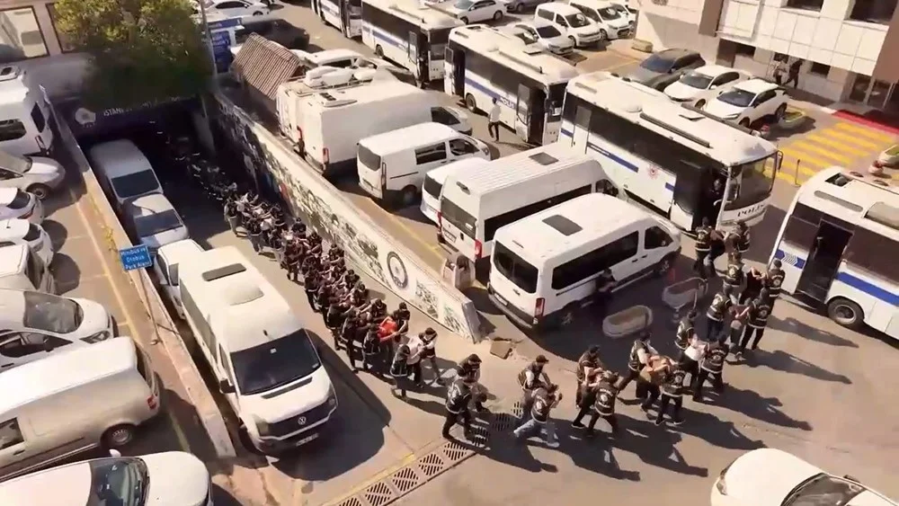İstanbul’da sokak çetelerine dev operasyon! 217 şüpheli yakalandı