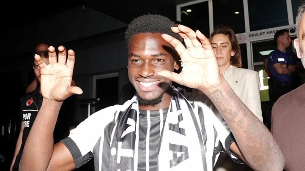 Italiano’nun istediği hücumcu geldi! Ernest Poku Beşiktaş’ta