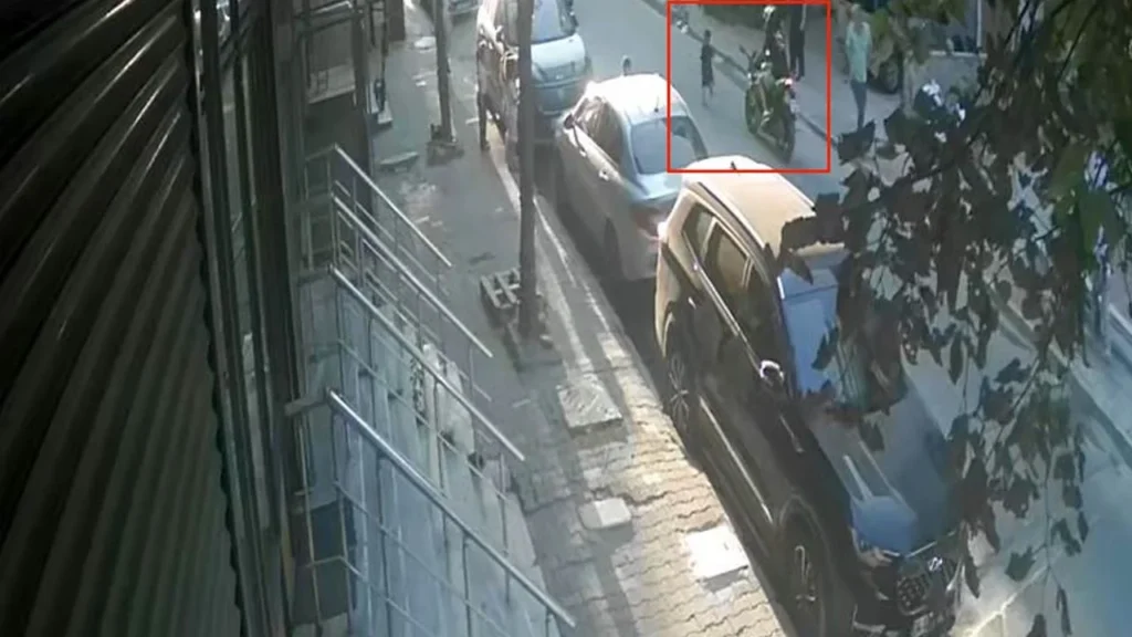 Küçükçekmece’de 5 yaşındaki çocuğa motosiklet çarptı! Hayati tehlikesi sürüyor