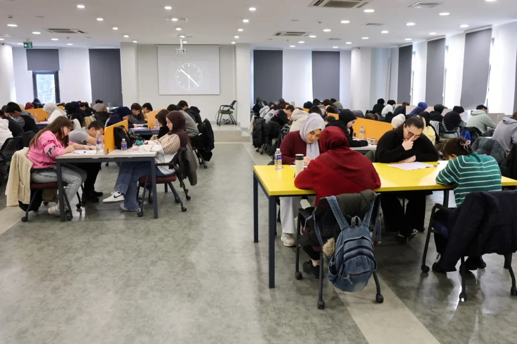 Küçükçekmece’de ücretsiz YKS hazırlık kursları için kayıtlar açıldı