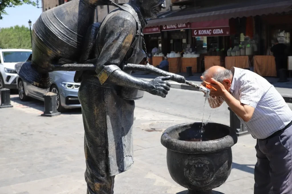 MGM’ye göre Gaziantep’te çarşambaya dikkat: 38 derece geliyor!