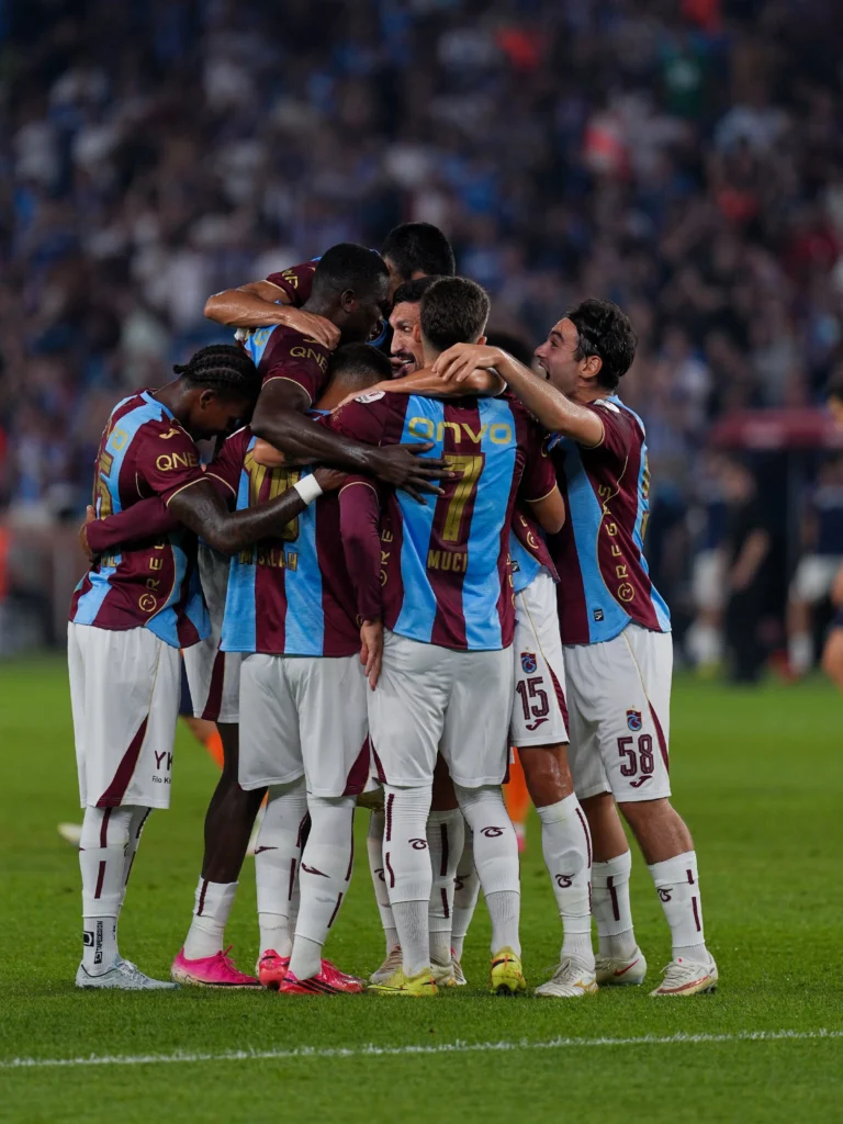 Muhammed Salah fırtına gibi esti: Trabzonspor 2-1 Başakşehir