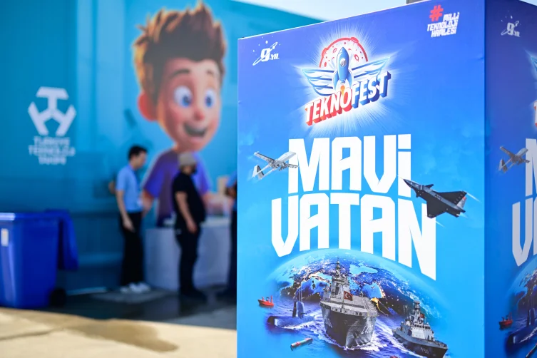 TEKNOFEST Mavi Vatan kapılarını açtı: Türkiye’nin deniz gücü sergileniyor