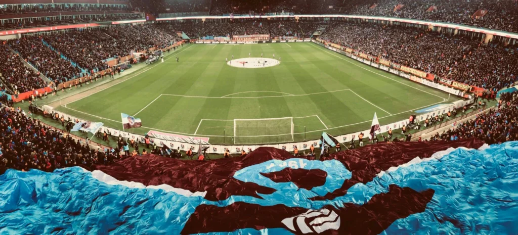Trabzonspor’da çifte müjde: Tribünler birleşti, VIP Bordo açılıyor!