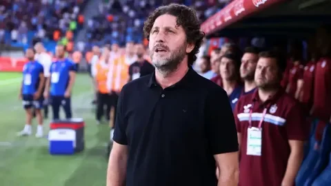 Trabzonspor’da Fatih Tekke depremi! Yönetim istifayı reddetti