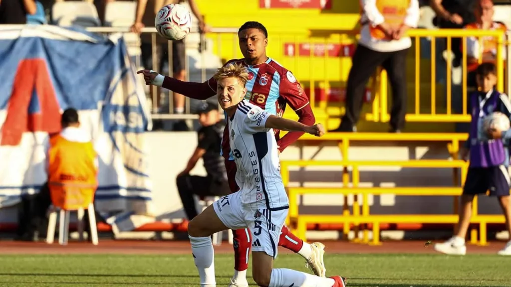 Trabzonspor’da Saviolo ilk maçında şık gol attı