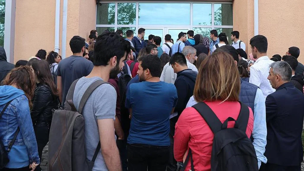 Üniversite kayıtları bugün başladı! Dikkat edilmesi gerekenler