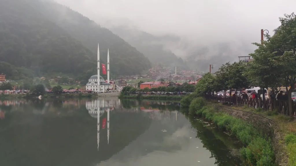 Uzungöl’e çıkacaklar dikkat: Trabzon’da 5 gün hava nasıl olacak?